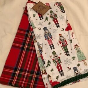 DII Nutcracker Kitchen Towel Set of 2-NWT